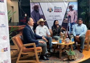 Presentan en la CDMX la Expo Mezcal Orgullo Puebla