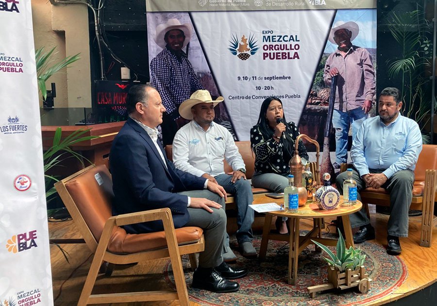 Presentan en la CDMX la Expo Mezcal Orgullo Puebla