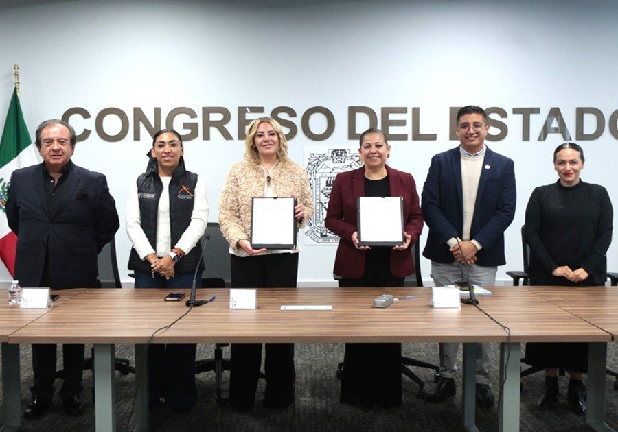 Educación es la base de cualquier transformación, resalta Laura Artemisa en firma de convenios
