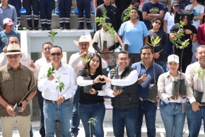 En Iz&uacute;car de Matamoros, el diputado P&aacute;vel Gaspar particip&oacute; en la Jornada de Reforestaci&oacute;n &ldquo;Pulmones Escolares&rdquo;