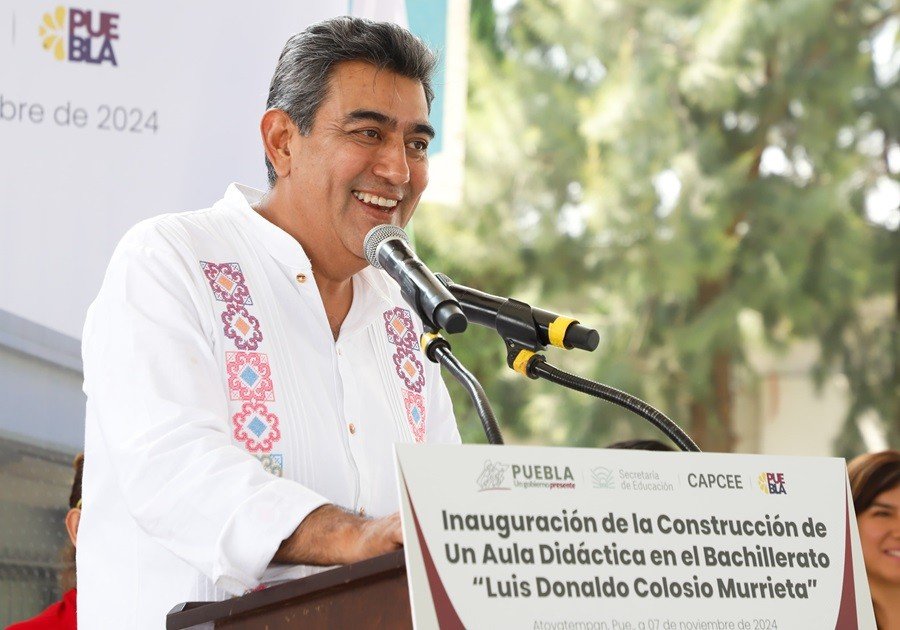 Tiene Puebla un gobierno estatal ocupado por la educación y el bienestar: Sergio Salomón