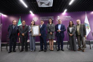 Reconoce Congreso del Estado a Rosalva Loreto L&oacute;pez, por su trayectoria acad&eacute;mica y defensa del patrimonio cultural