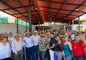 Educación de calidad se fortalecerá en Chiautla de Tapia: Lalo Castillo
