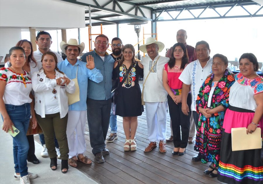 Eduardo Rivera, con la soga al cuello por ofender las ra&iacute;ces ind&iacute;genas: Manuel Viveros