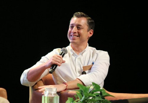 Se baja Luis Donaldo Colosio de la carrera presidencial