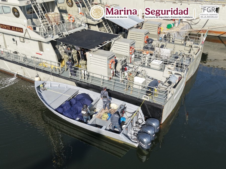 Asegura Marina embarcaci&oacute;n con 1.5 toneladas de coca&iacute;na&nbsp;en costas de Chiapas