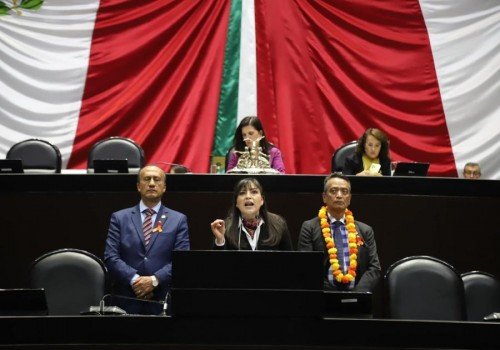 Defiende Claudia Rivera Ley de Ingresos federal