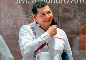 Puebla, a la vanguardia en pol&iacute;tica social: Armenta