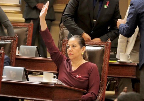 Proponen en Congreso del Estado reconocer a mujeres con &ldquo;Medalla &Aacute;ngeles Espinosa Yglesias&rdquo;