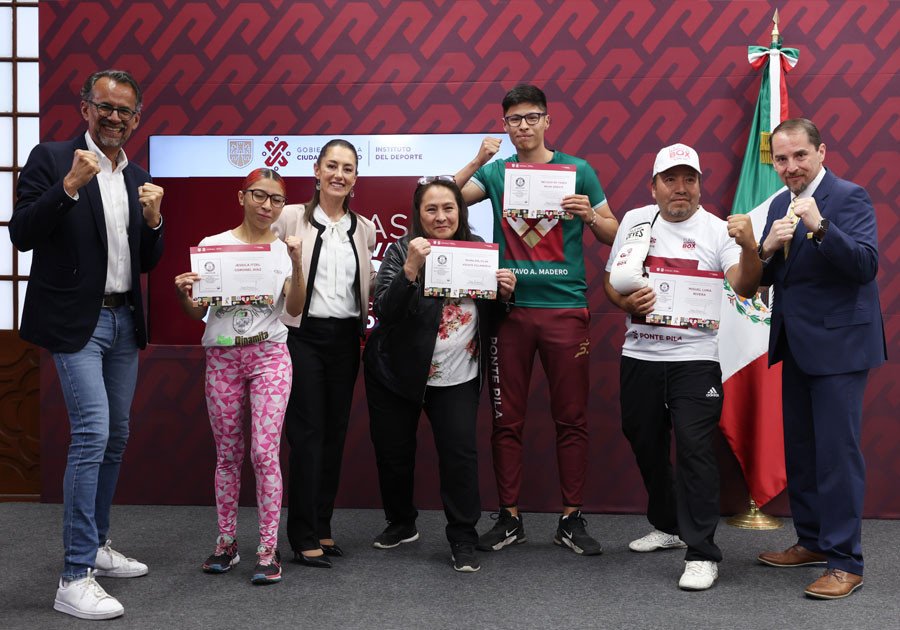 Claudia Sheinbaum anunci&oacute; la segunda edici&oacute;n de la Clase Masiva de Box en el Z&oacute;calo capitalin