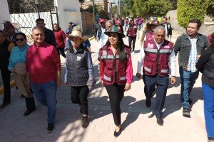 Con participaci&oacute;n ciudadana, Tonantzin Fern&aacute;ndez impulsa faena en Momoxpan