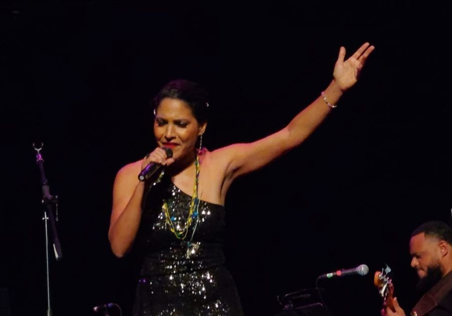 Mi padre sigue conmigo, tambi&eacute;n en el escenario: Hayd&eacute;e Milan&eacute;s