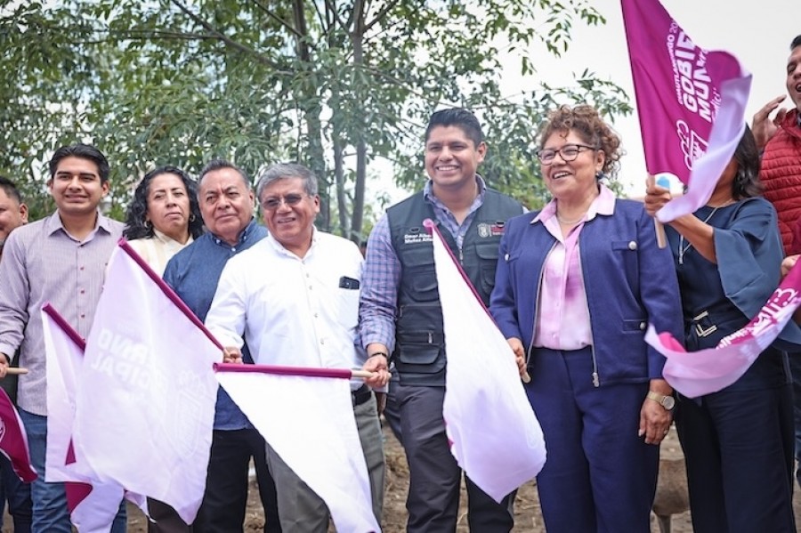 Omar Muñoz inicia construcción de Estancia de Día