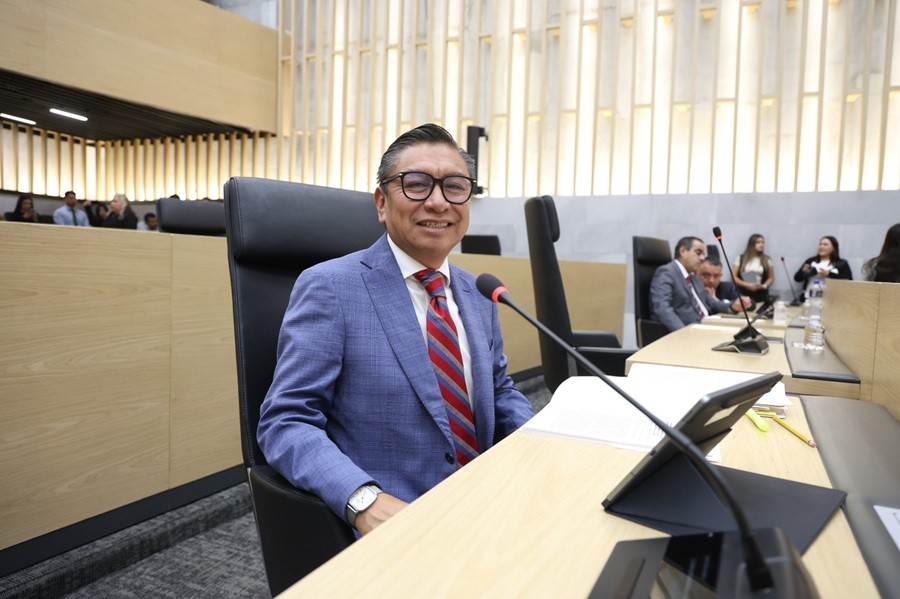 Propone diputado Jos&eacute; Luis Figueroa reconocer la dignidad p&oacute;stuma en Puebla