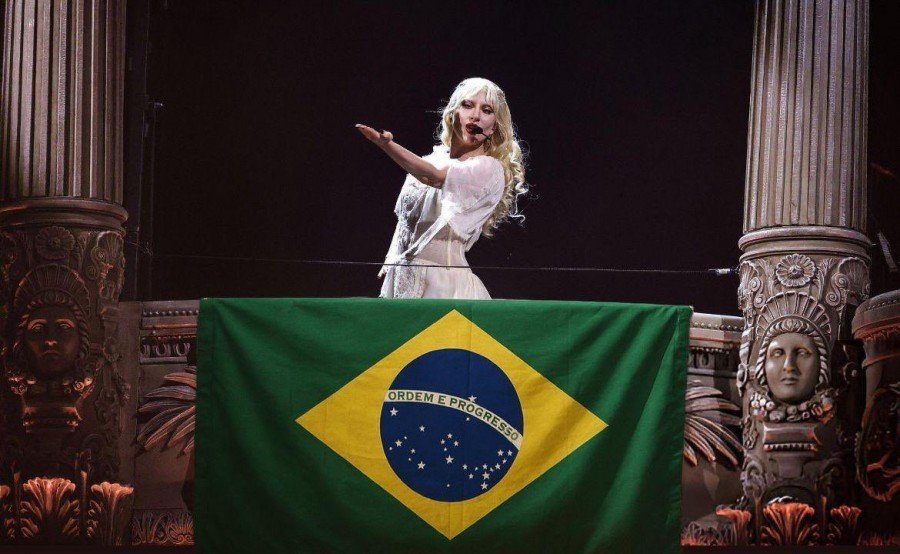 Lady Gaga paralizó Río de Janeiro con concierto gratuito