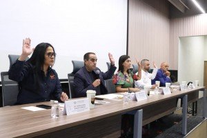 Comisión del Congreso avala acuerdos para reforzar seguridad vial y rehabilitación de carreteras en Puebla