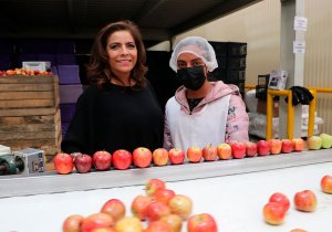 Construye clúster agroalimentario alianzas con cooperativas egresadas de programas de Economía
