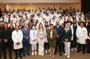 Ceci Arellano encabeza entrega de insumos y equipo biom&eacute;dico al Hospital General Zona Norte