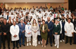 Ceci Arellano encabeza entrega de insumos y equipo biomédico al Hospital General Zona Norte