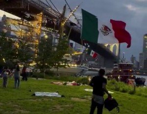 Reportan 22 lesionados tras percance del Buque Escuela Cuauhtémoc en Nueva York