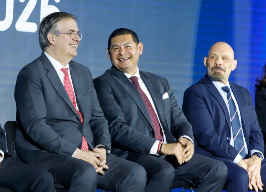 Juntos, Gobierno Federal y Estatal fortalecen industria textil con seguridad y promoción