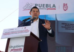 Puebla, polo de desarrollo tecnológico con visión humanista: Armenta