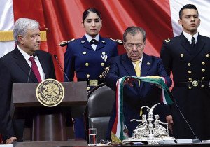 Lamenta AMLO muerte de Porfirio Muñoz Ledo; ‘discrepancias no borran la amistad’