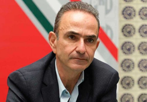 Estefan: se acabaron los sueños golondrinos del fracasado Nacho Mier