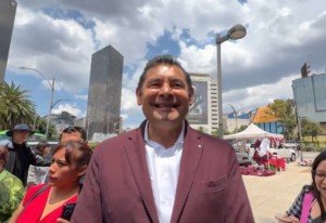 “Unidad, cohesión y compromiso”: Armenta respalda a Sheinbaum en Consejo de Morena