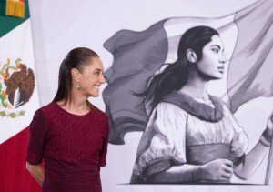 Mundial dejar&aacute; 4 mil 208 canchas sociales en todo M&eacute;xico: Sheinbaum