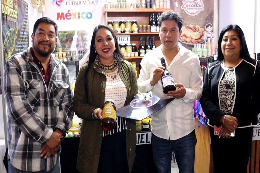 La Gran Feria de Cholula se viste de ambiente sonidero en su segundo d&iacute;a