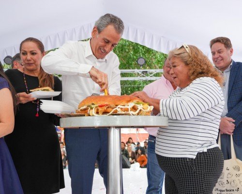 Arranca el Festival de la Cemita en la capital de Puebla; el alcalde Pepe Chedraui invita a disfrutar