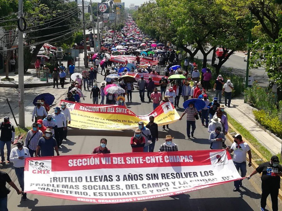 Gobernar no es aguantar