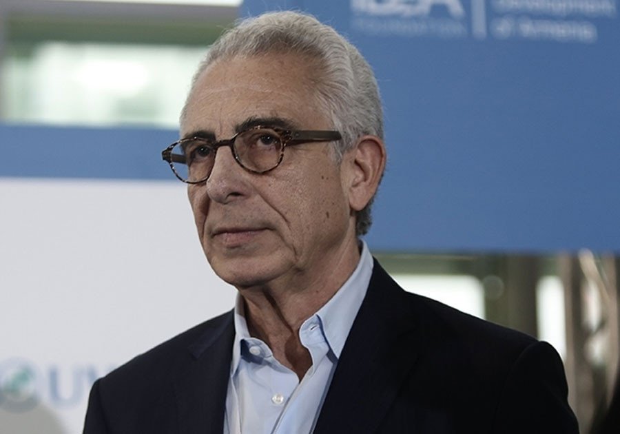 AMLO reta a Zedillo a rendir cuentas sobre pensiones, Fobaproa, salario mínimo y ferrocarriles