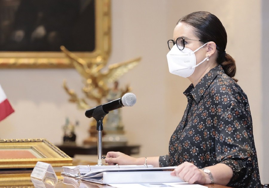 Ana Luc&iacute;a Hill Mayoral 