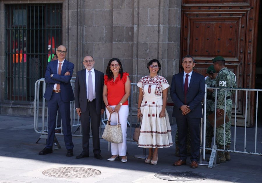 Considera AMLO condiciones inmejorables para inaugurar una etapa nueva con el INE