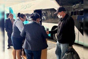 Reintegra DIF Puebla Capital a usuario del Dormitorio Municipal con su familia