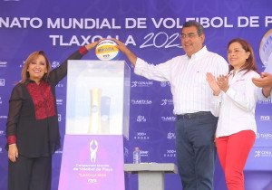 Coadyuvan Puebla y Tlaxcala para promover el deporte; presiden gobernadores “Trophy Tour” Campeonato de Voleibol