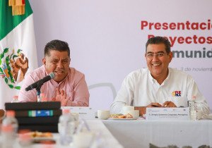 En Nealtican, entrega Sergio Salomón obras, acciones para el campo y títulos de propiedad