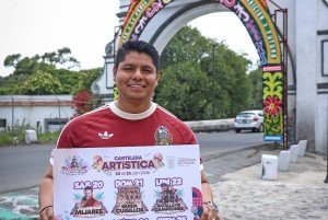 Omar Mu&ntilde;oz presenta enflorado de feria en el Puente de M&eacute;xico