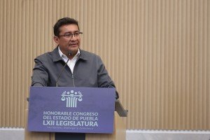 Presentan en el Congreso del Estado el libro Del sur al sue&ntilde;o: La epopeya de la migraci&oacute;n poblana