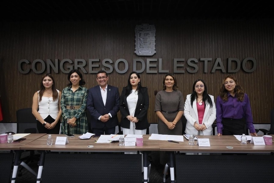 Realizan foro en el Congreso para analizar la participación de las mujeres en la transformación de la justicia y la administración pública