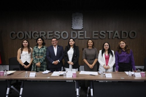 Realizan foro en el Congreso para analizar la participación de las mujeres en la transformación de la justicia y la administración pública