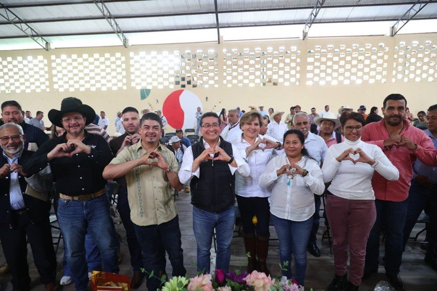 Educación, capacitación financiera y organización, ejes principales para potenciar el sector primario en la entidad: Pavel Gaspar