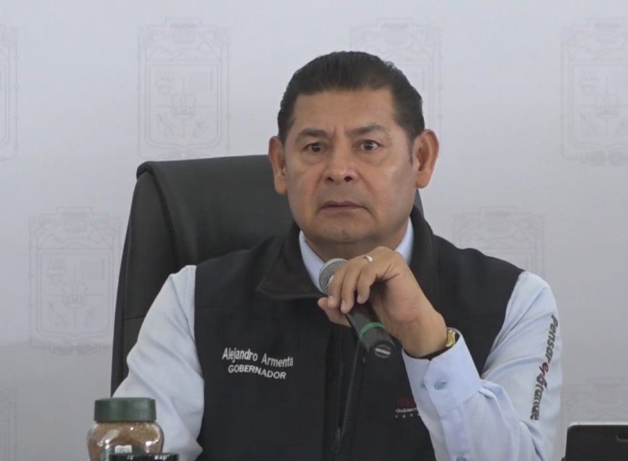 Alejandro Armenta pide respeto y mayor inversi&oacute;n para el Club Puebla