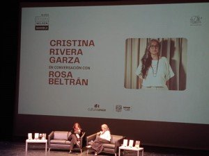 Cristina Rivera Garza dialoga sobre “El invencible verano de Liliana” en la UNAM