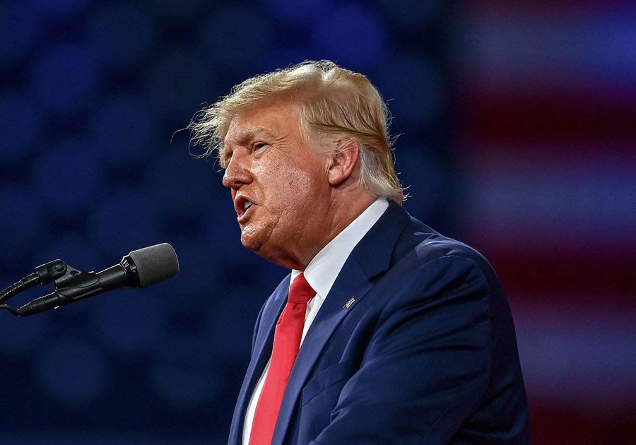 Trump pide a seguidores unidad en 'defensa pac&iacute;fica' de su movimiento