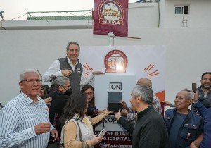 Transforma Pepe Chedraui el alumbrado p&uacute;blico en la Colonia Loma Linda