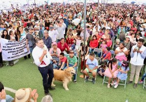 Cruzada por la salud y el medio ambiente encabeza Armenta en Acajete y Puebla
