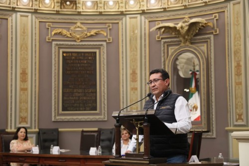 Reconoce Congreso del Estado a Fernando Garc&iacute;a Lim&oacute;n, fundador del Club y Museo del Autom&oacute;vil